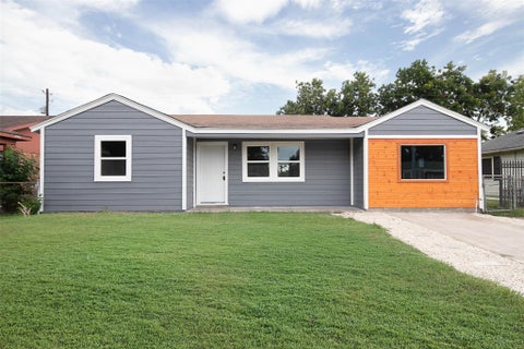 Photo of 3205 Stallings Drive, Houston, TX 77088 (MLS # 76103258)