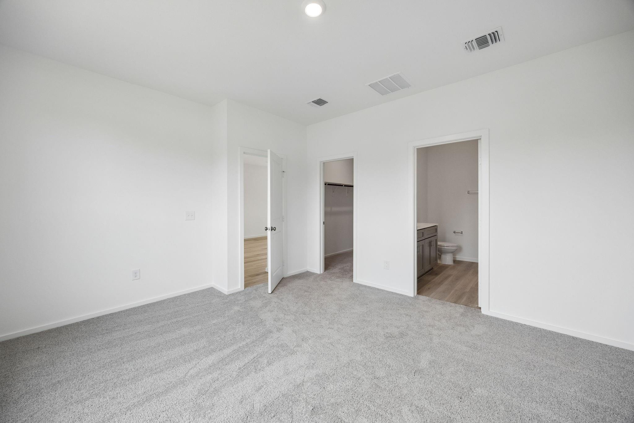 7122 Thomas James Court