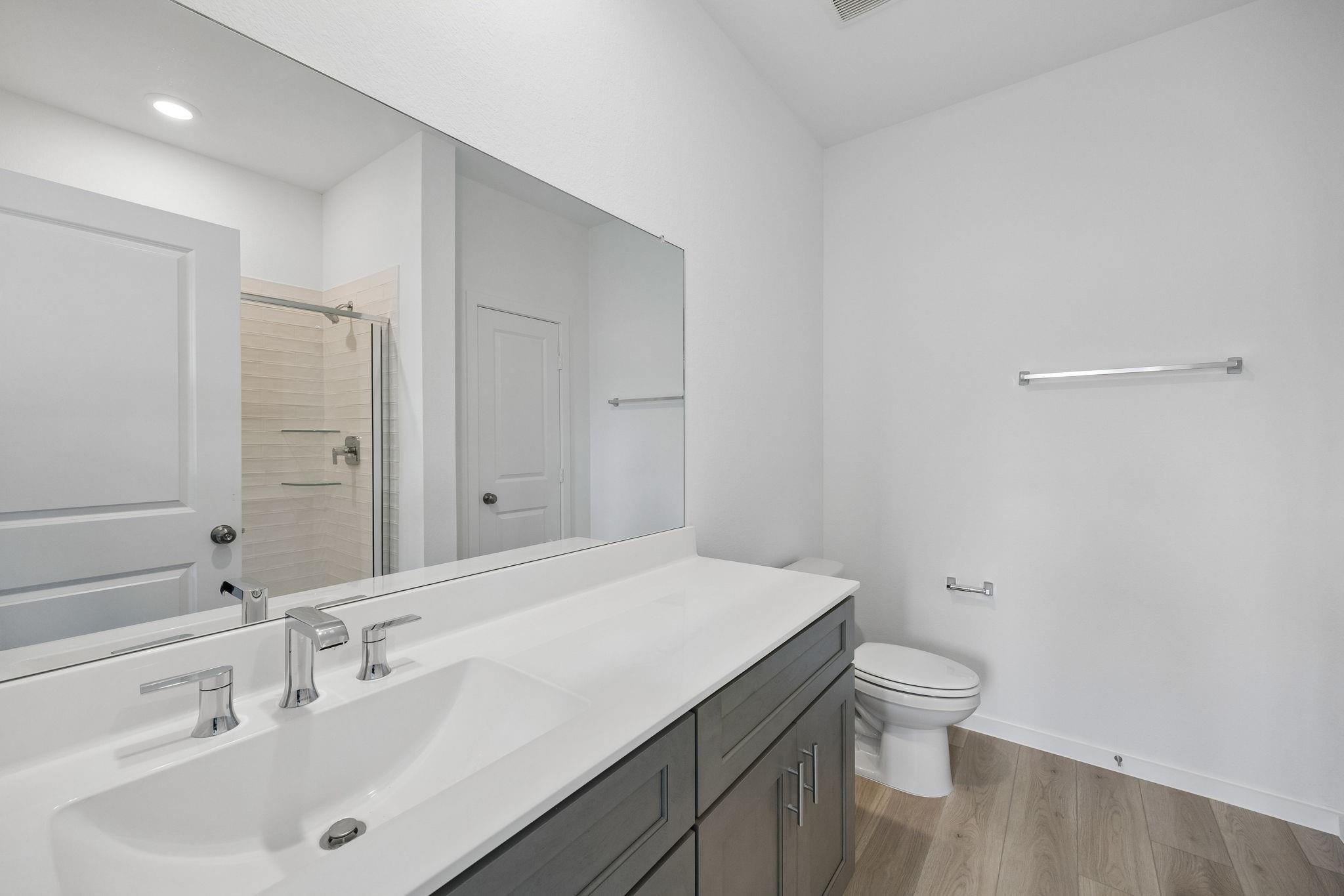 7122 Thomas James Court