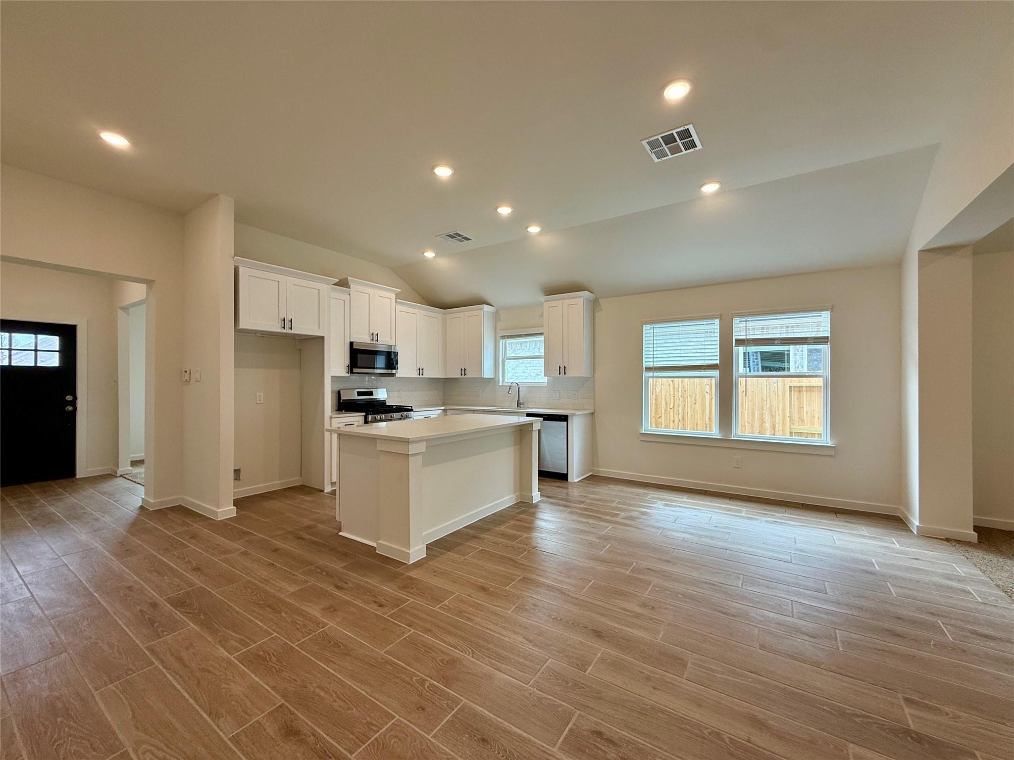 3130 Emerald Hills Drive