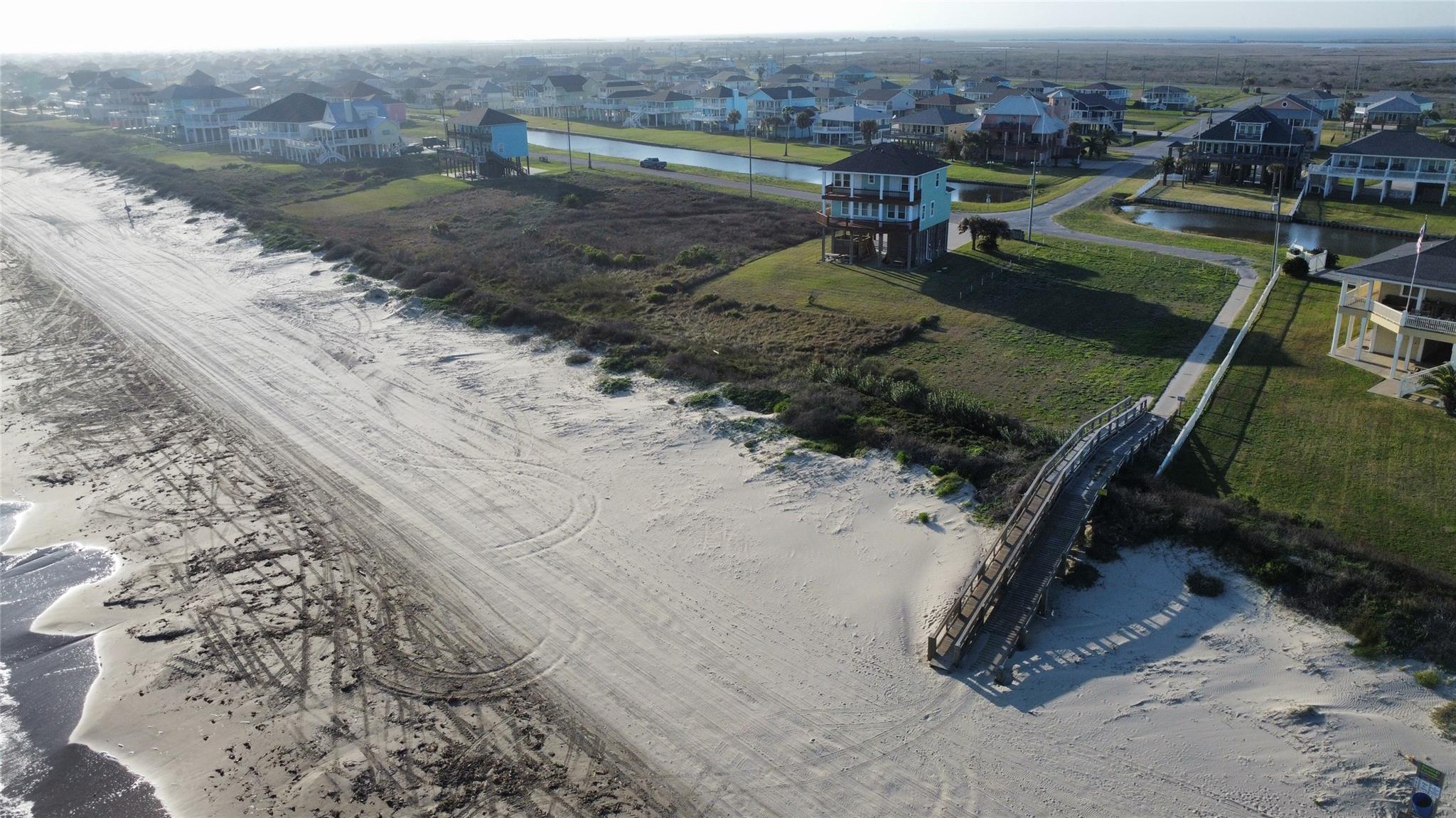 3180 Gulf Castle Drive