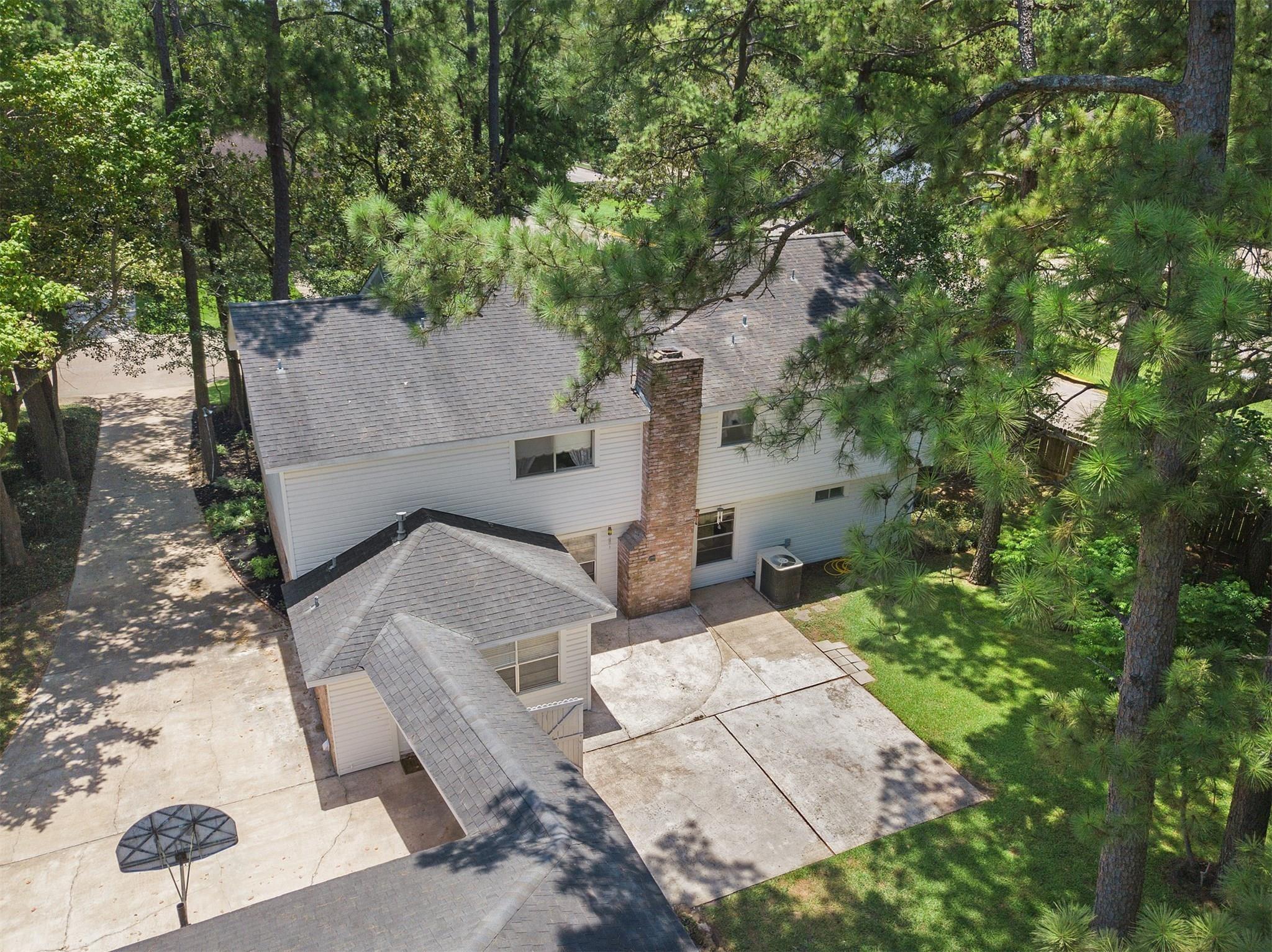 8218 Oak Moss Drive