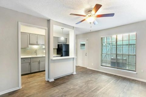 Photo of 4401 Glenview Court #4611, North Richland Hills, TX 76180 (MLS # 14902206)
