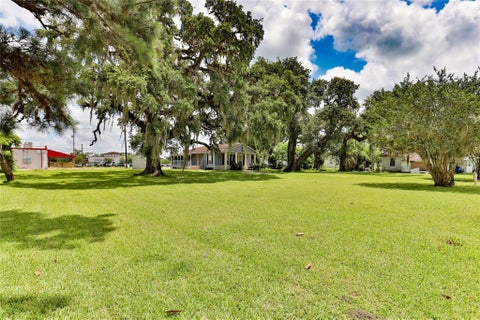 Homes For Sale - 444 E Clay Street<br/> West Columbia, TX 77486