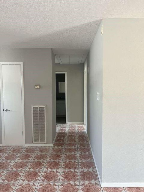 Tiny photo for 521 Wisconsin Street #4, South Houston, TX 77587 (MLS # 52899198)