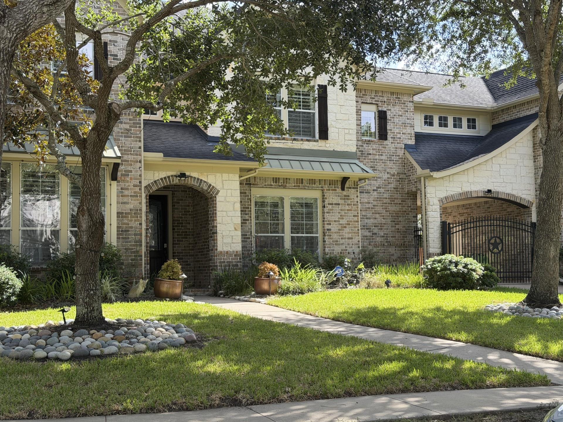 9607 Waters Lake Court