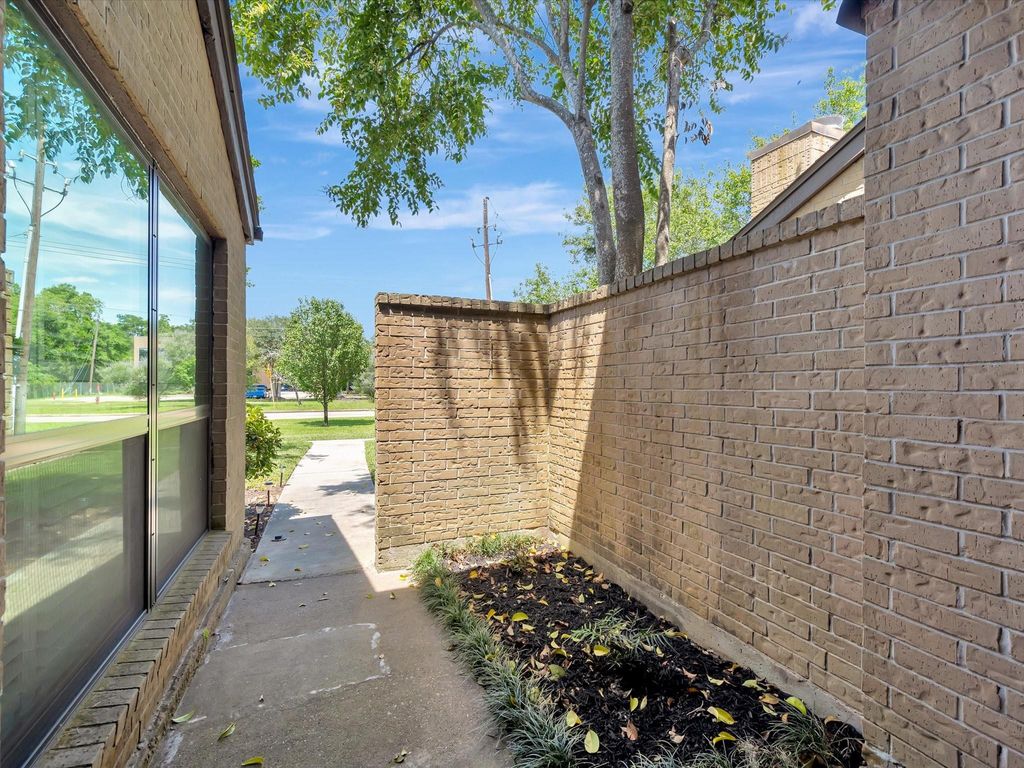 Photo of 16570 Space Center Boulevard, Houston, TX 77058 (MLS # 63786543)