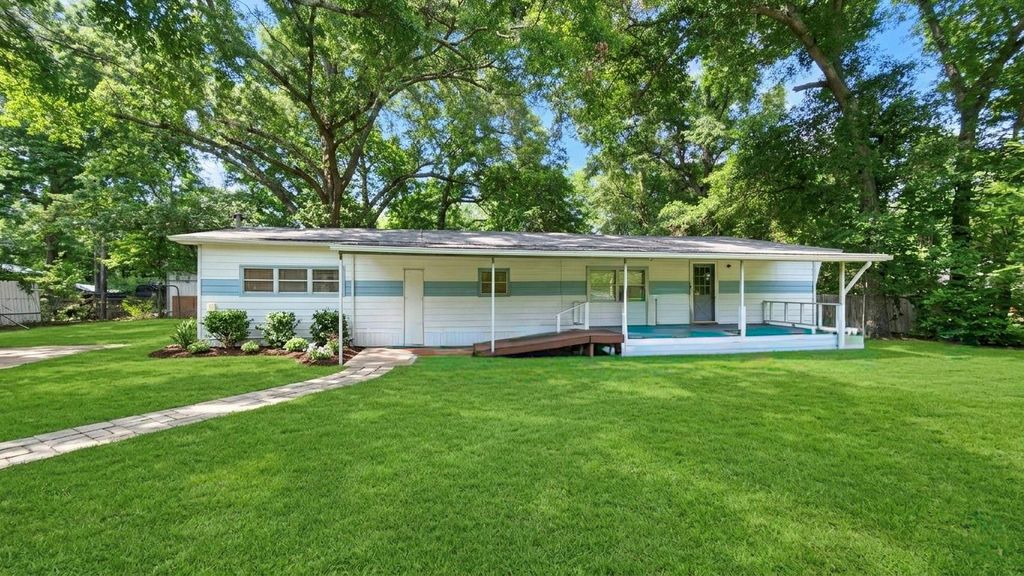 Photo of 23635 1st Street, New Caney, TX 77357 (MLS # 20525708)