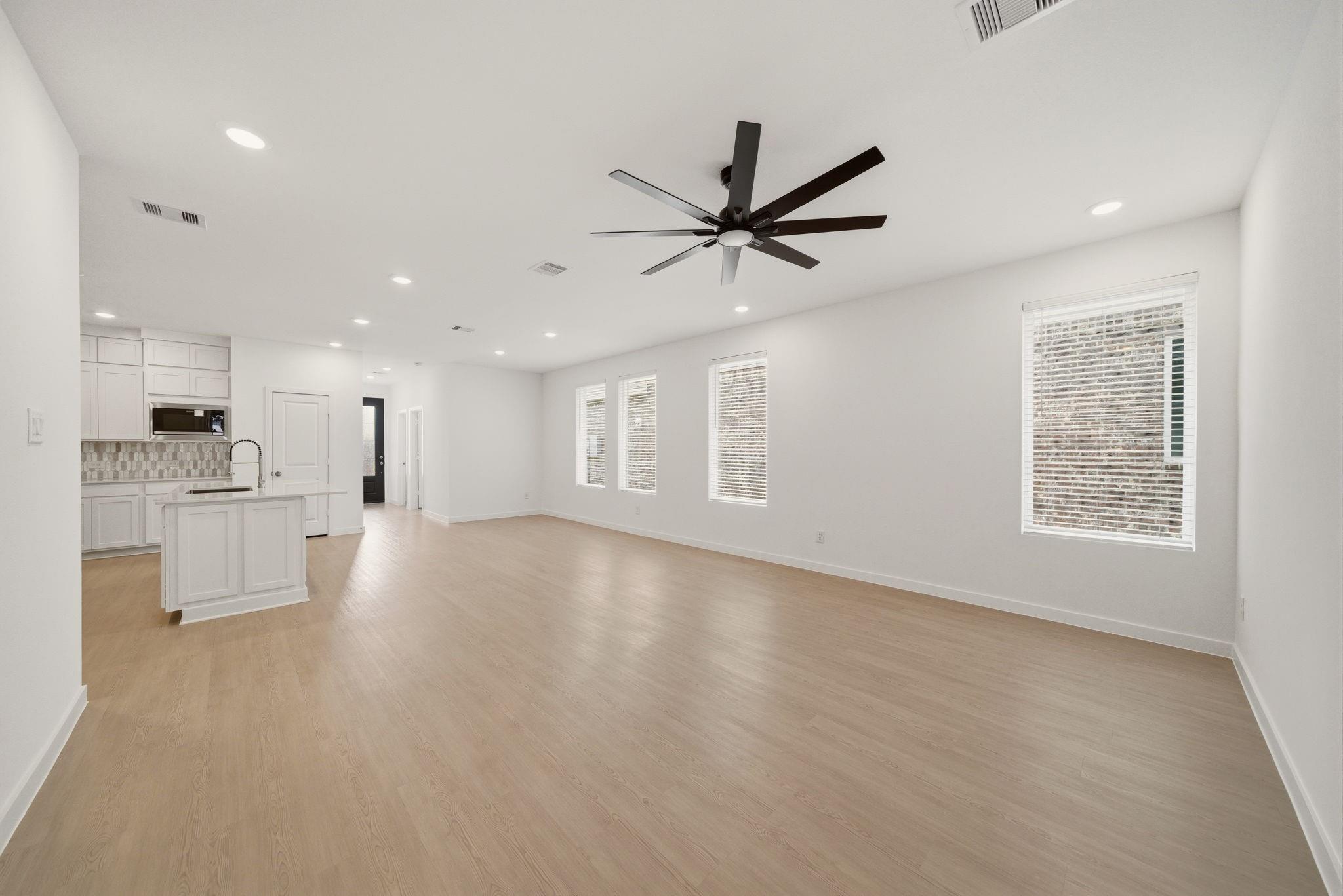 21607 Colonial Meadow Creek Trail Trail