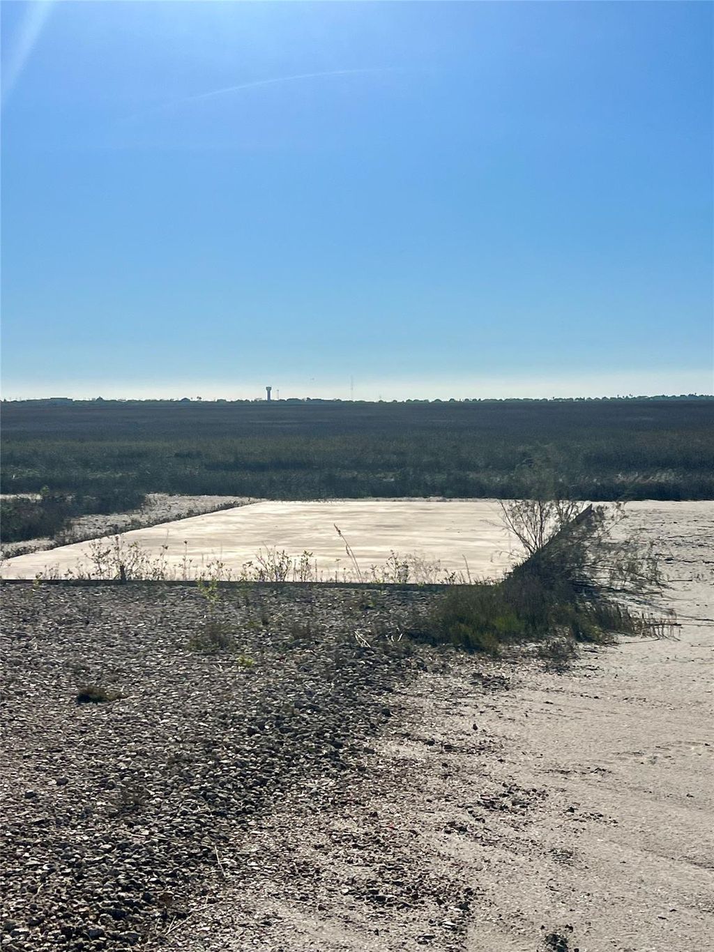 Photo of 1263 N Tinkle Lane, Crystal Beach, TX 77650 (MLS # 38207108)