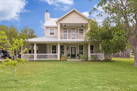 301 Westfield Lane Friendswood TX 77546