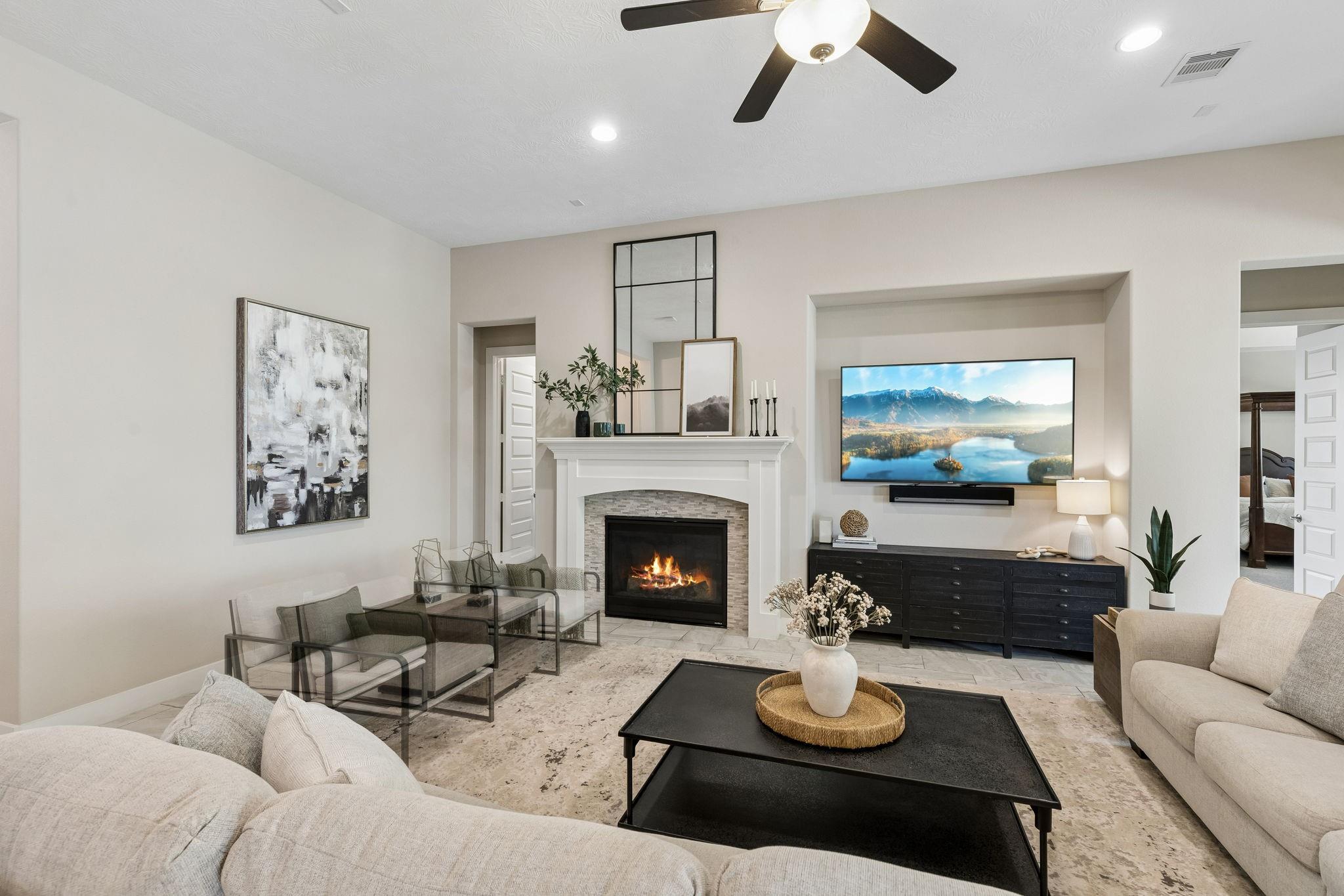 6514 Woodleaf Lake Loop