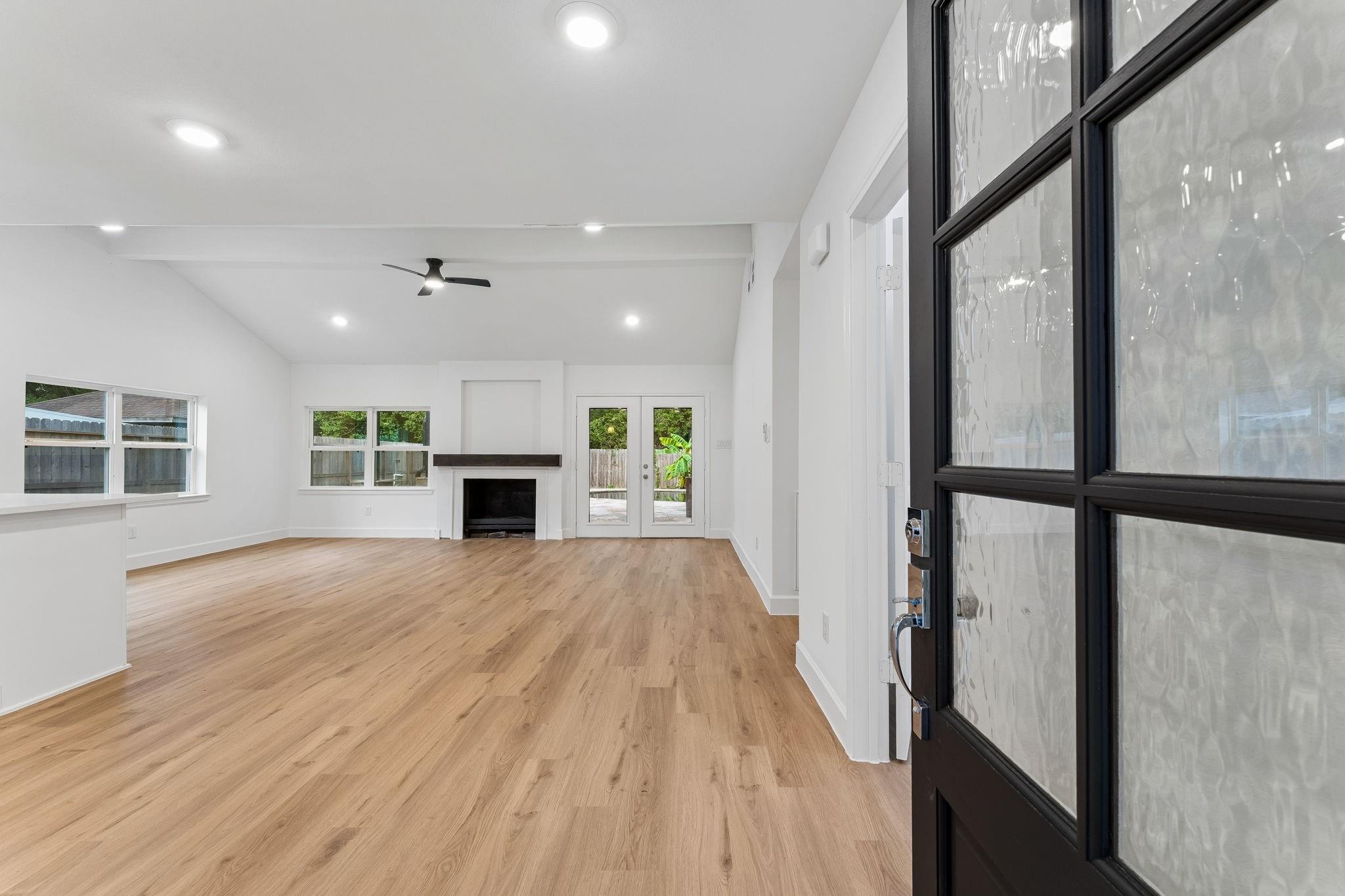 2122 Papoose Trail