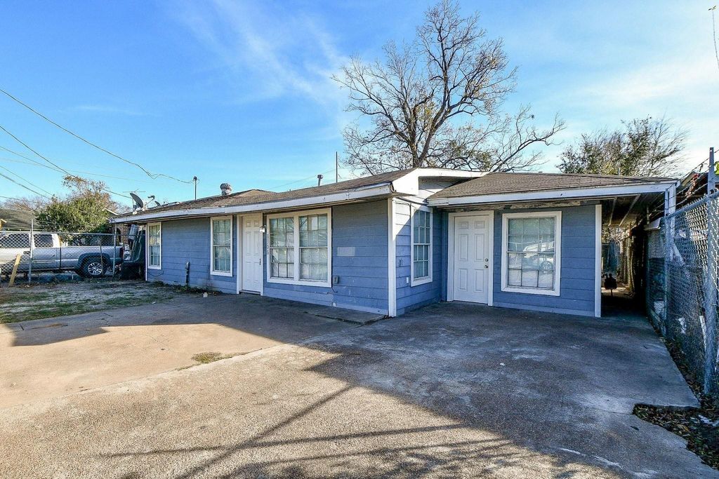 Photo of 8308 John Street, Houston, TX 77012 (MLS # 97012066)