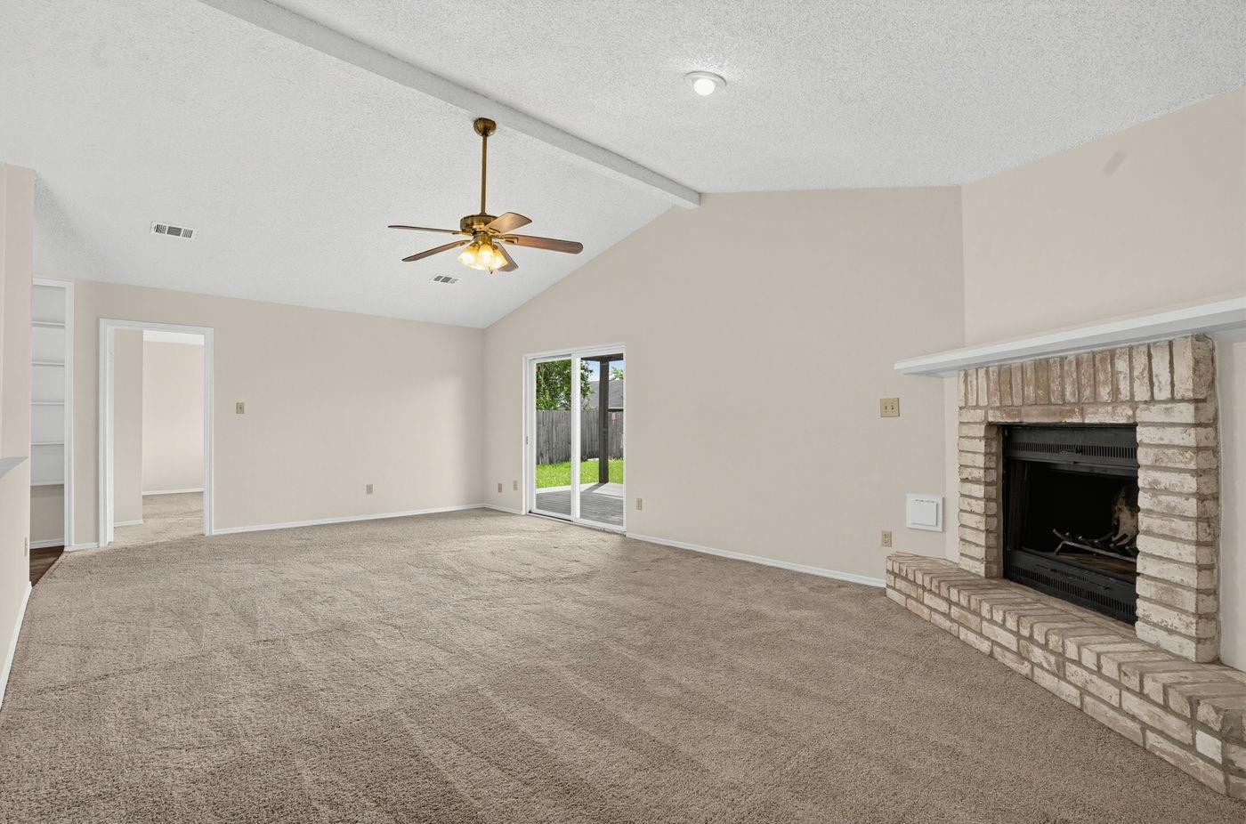 1114 Memorial Glen Drive