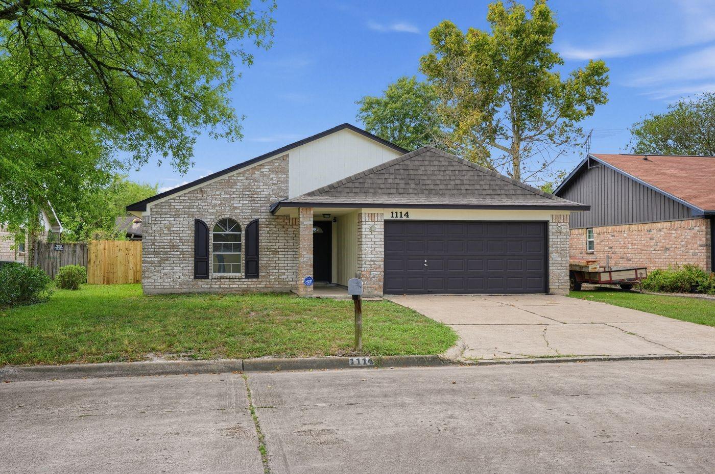 1114 Memorial Glen Drive
