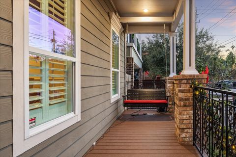 Tiny photo for 606 Rutland Street, Houston, TX 77007 (MLS # 28465357)