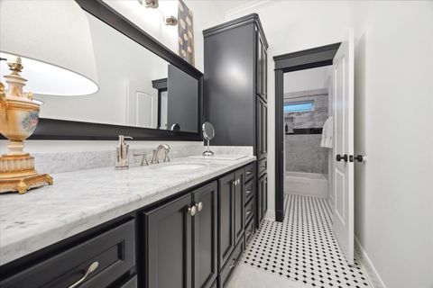 Tiny photo for 606 Rutland Street, Houston, TX 77007 (MLS # 28465357)