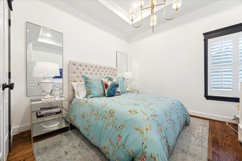 Tiny photo for 606 Rutland Street, Houston, TX 77007 (MLS # 28465357)