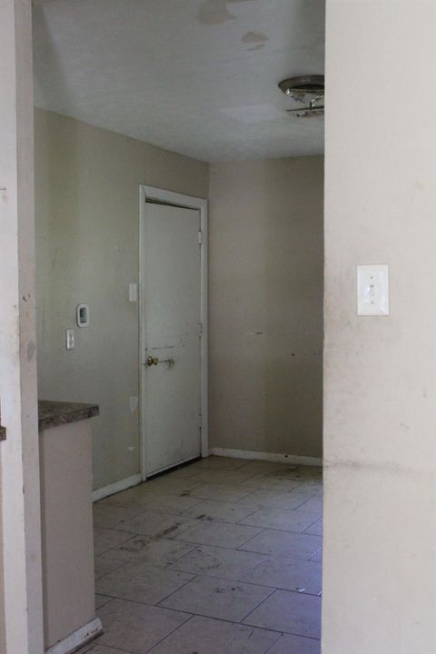 Tiny photo for 4813 Angleton Street, Houston, TX 77033 (MLS # 67523362)