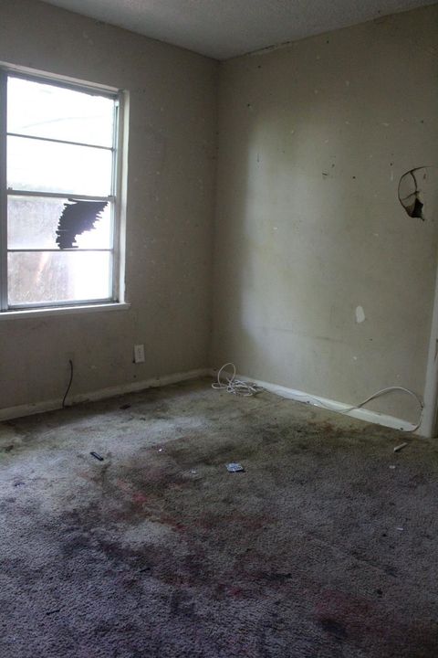 Tiny photo for 4813 Angleton Street, Houston, TX 77033 (MLS # 67523362)