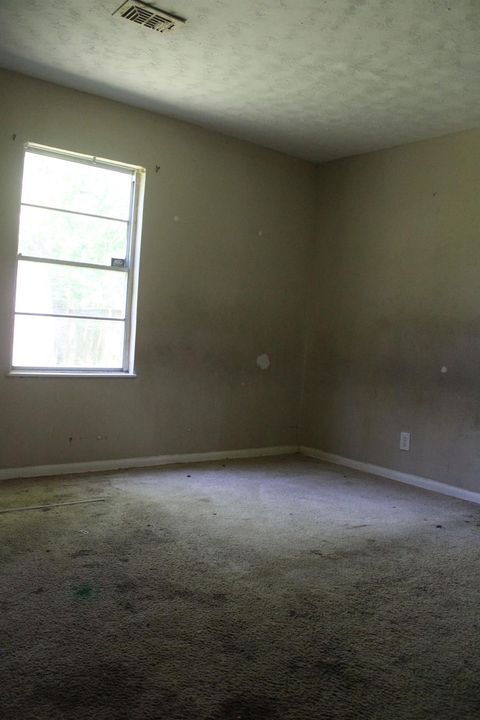 Tiny photo for 4813 Angleton Street, Houston, TX 77033 (MLS # 67523362)