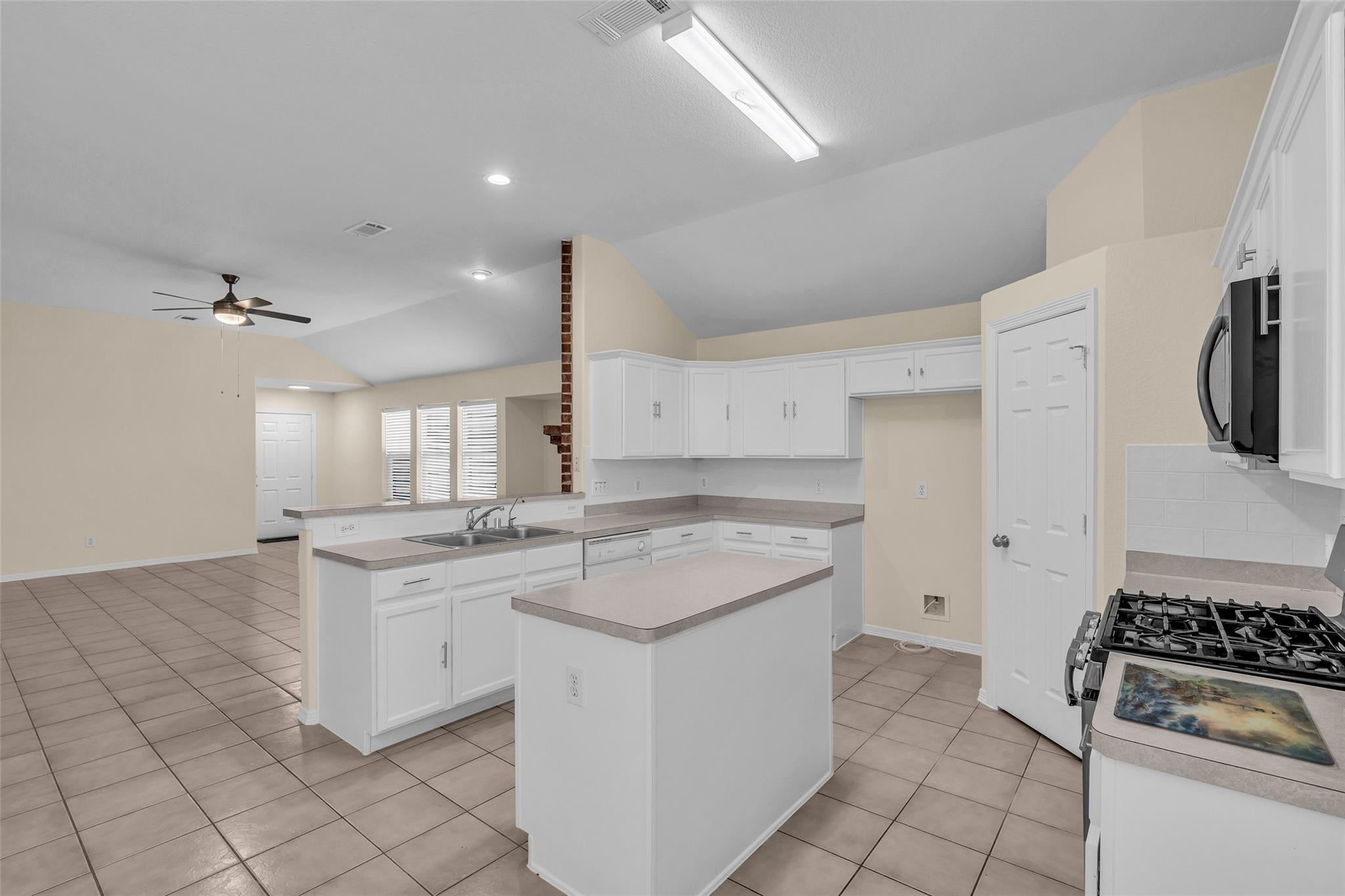6003 Decker Ridge Court