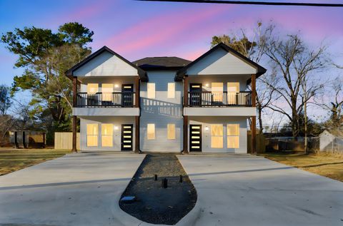 2651 Beaumont Ave Liberty TX 77575