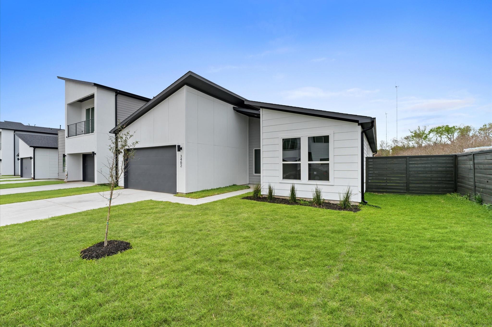 2711 Garden Hill Street