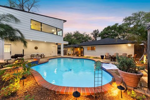 Photo of 5511 Queensloch Drive, Houston, TX 77096 (MLS # 28245345)