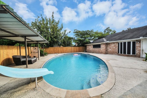 Tiny photo for 15103 Weil Place, Houston, TX 77060 (MLS # 28274357)