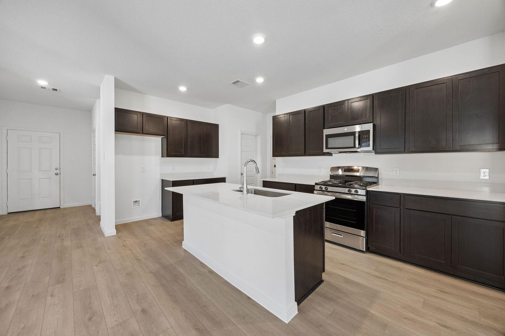 13807 Lago Vista Drive
