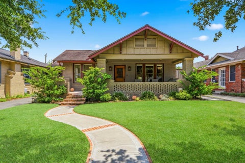 Photo of 1521 Kipling Street, Houston, TX 77006 (MLS # 30460039)