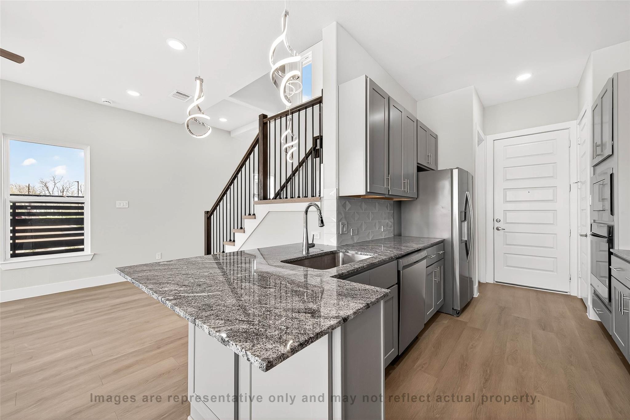 10719 Mason Rd 48