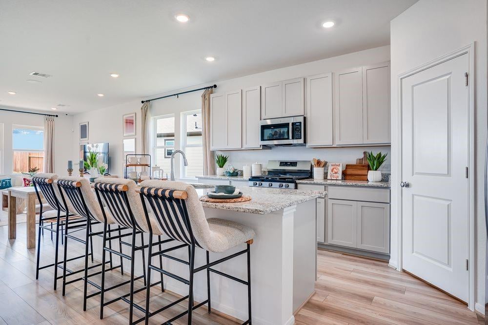 21803 Yellow Sunset Lane