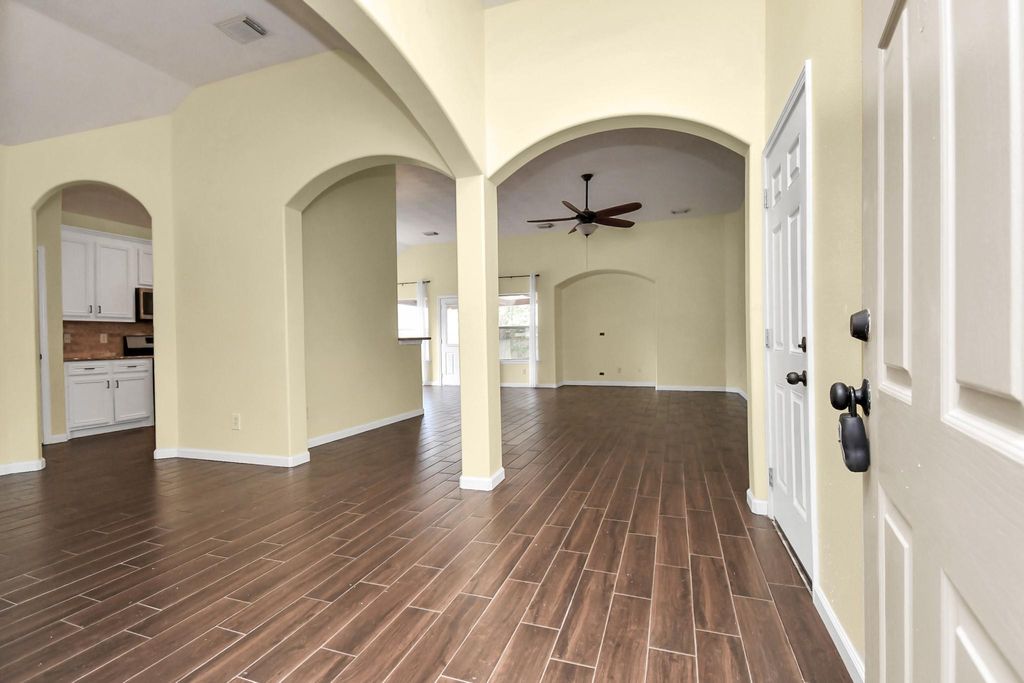 Photo of 25403 Elm Green St Street, Spring, TX 77373 (MLS # 69746700)