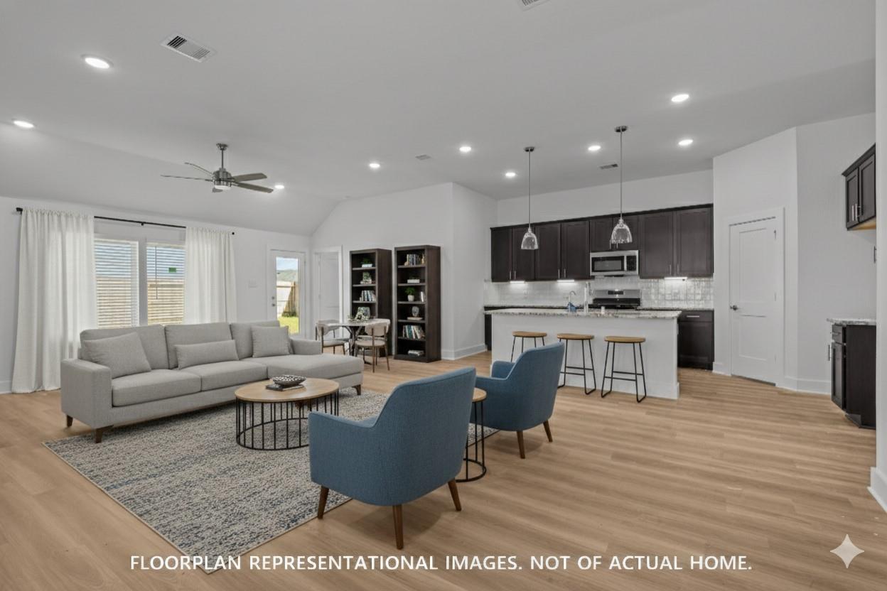 2211 Lone Bronco Boulevard