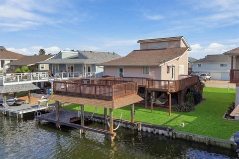 Photo of 1031 Redfish Street, Bayou Vista, TX 77563 (MLS # 65154939)