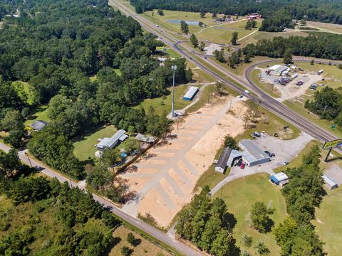 Photo of 4740 Us-287 Highway, Kountze, TX 77625 (MLS # 82128340)