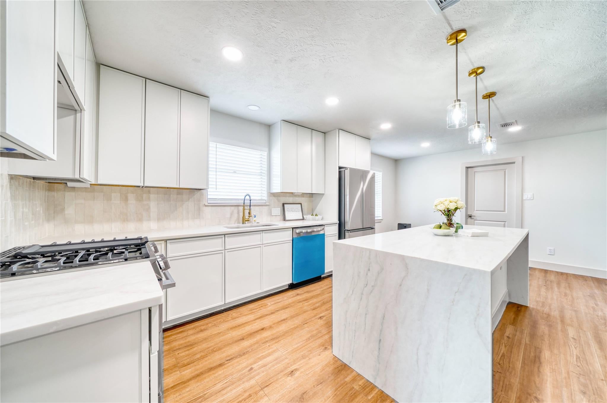 6618 Heron Lane