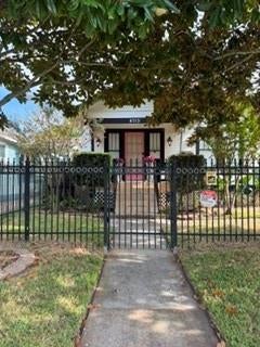 Photo of 4713 Avenue R, Galveston, TX 77551 (MLS # 73838771)