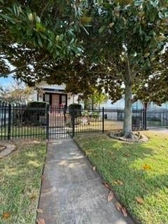 Photo of 4713 Avenue R, Galveston, TX 77551 (MLS # 73838771)