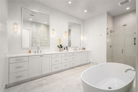 Tiny photo for 5656 San Felipe Street #1701, Houston, TX 77056 (MLS # 6739475)