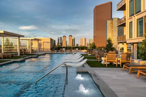 Tiny photo for 5656 San Felipe Street #1701, Houston, TX 77056 (MLS # 6739475)