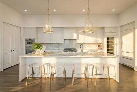 Tiny photo for 5656 San Felipe Street #1701, Houston, TX 77056 (MLS # 6739475)