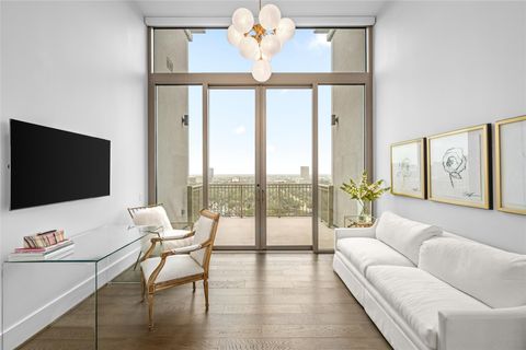 Tiny photo for 5656 San Felipe Street #1701, Houston, TX 77056 (MLS # 6739475)