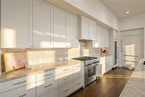 Tiny photo for 5656 San Felipe Street #1701, Houston, TX 77056 (MLS # 6739475)