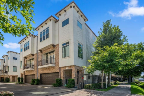 Photo of 1032 W 26th Street #D, Houston, TX 77008 (MLS # 49140298)