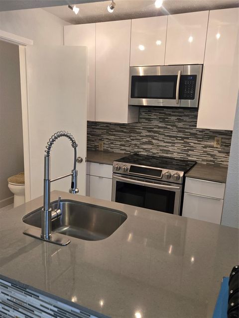 6202 Skyline Drive 7 Houston TX 77057