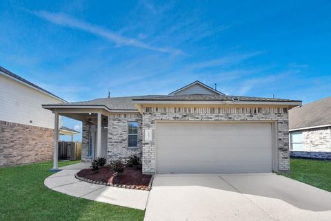 Photo of 21031 Noelle Court, Humble, TX 77338 (MLS # 54054581)